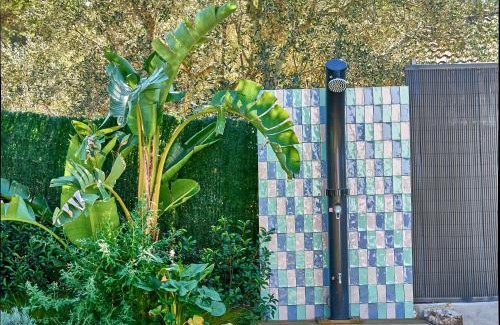 Olivella Cama Y Desayuno | Casa Brisa Boutique Guest House - Gay Men Only