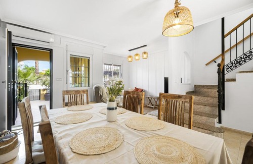 Torrevieja Casa | Casa Brogan