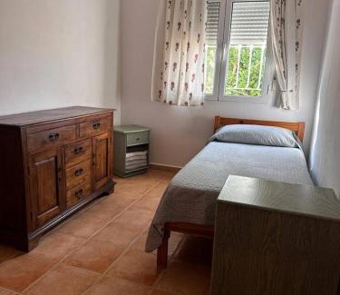 Zurgena Villa | Casa Bueno- Sleeps 7 Private Pool & AirCon