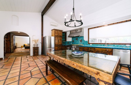Ojai Otro | Casa Buho- Relax and Reset