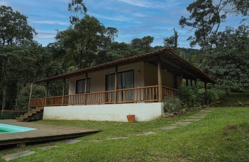 Interior de Sao Paulo Casa | Casa c/ Pisc. e Cachoeira em São Francisco Xavier!