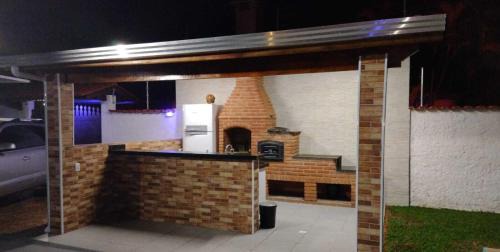 Raul Cury Casa | Casa c pisc, churrasq, pet friendly a 200m do mar