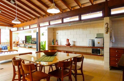 Guaeca Casa | Casa c Wi-Fi, jacuzzi e churrasqueira em Guaecá/SP