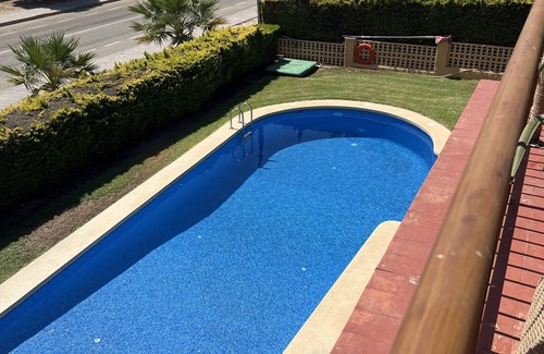 Calabardina Villa | Casa calabardina Casa de playa de lujo con piscina privada, terraza y Wi-Fi