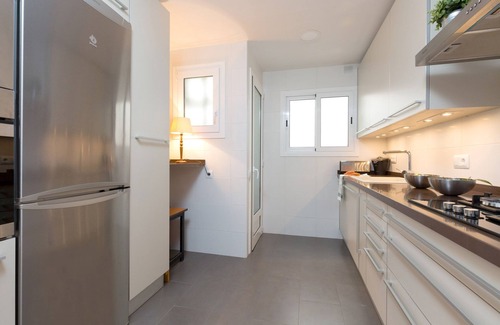 La Salut Apartamento | Casa Camelies apartment close to Park Guell- FREE WIFI