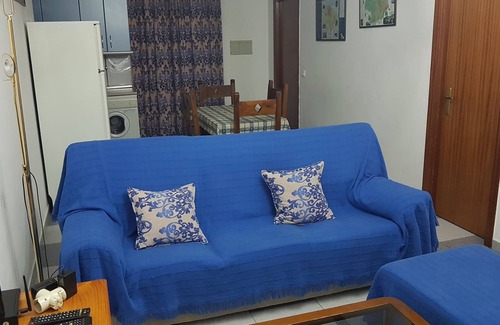 Benamahoma Cabaña | Casa Cañada 2, ideal para parejas y familias pequeñas.