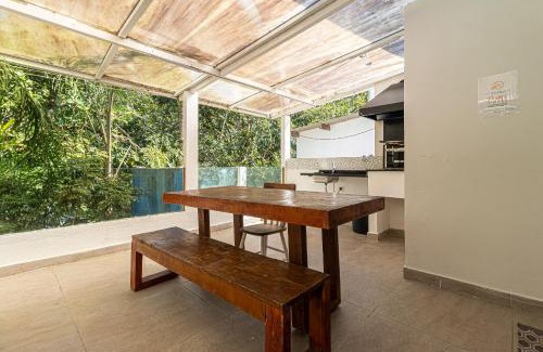 Costa do Sol Casa | Casa Capri: 3 Suítes e Lazer ao Lado da Praia