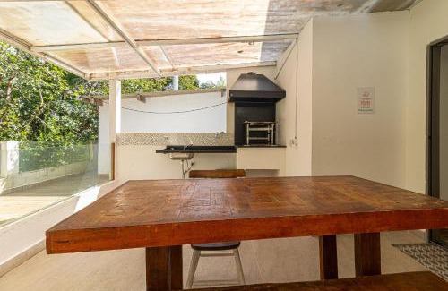 Costa do Sol Casa | Casa Capri: 3 Suítes e Lazer ao Lado da Praia