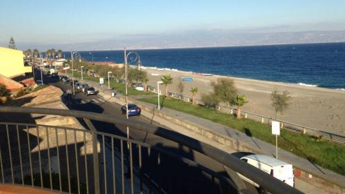 Nizza di Sicilia Apartamento | Casa Carmelo