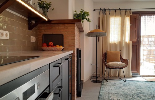 Laroles Apartamento | Casa Carmen, casa alpujarreña junto a la torre mudéjar