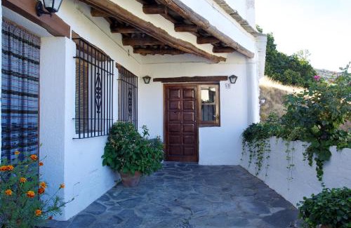 Bubion Apartamento | Casa Carole - 3 Bedroom Luxury Apartment
