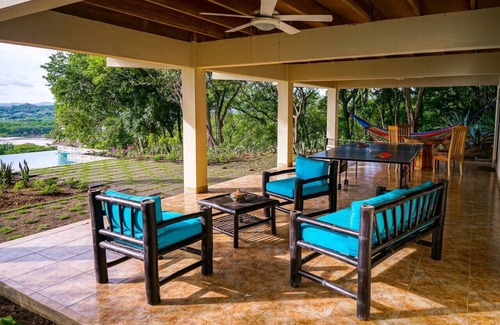 Rancho Santana Casa | Casa Carolina · Casa Carolina - Luxurious beach home in Santana