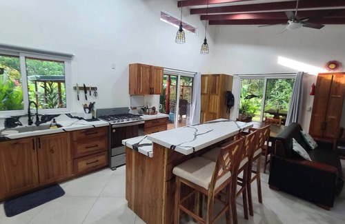 Pavones Villa | Casa Caspio