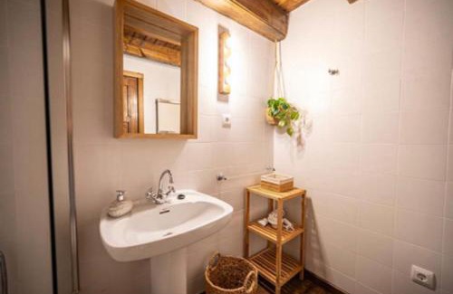 Pujo Chalet De Esquí | Casa Catania-Acogedora casa con impresionantes vistas-Fibra Optica