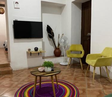 Calzada Madero Apartamento | Casa Ceiba/Dpto. entero cerca del Centro Histórico