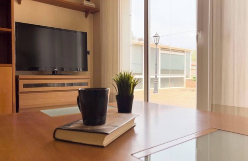 Marianao Casa | Casa cerca BCN, ideal empresas, 15min FiraBCN, A/C