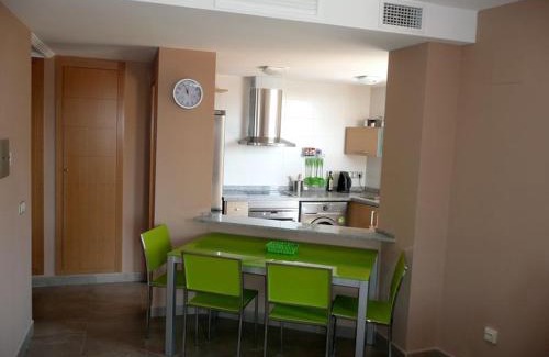Golf Bahia Apartamento | Casa Cerezos