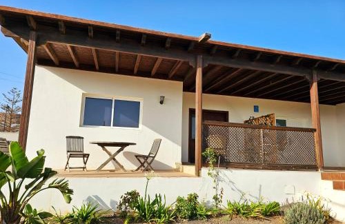 Nazaret Apartamento | Casa Cernícalo, Tranquilidad, Terraza y Ubicación Ideal para Explorar Lanzarote