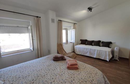 Constantina Casa | Casa Cerro Luna Con Chimenea