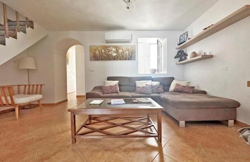 Constantina Casa | Casa Cerro Luna Con Chimenea
