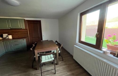 Petrestii de Jos Casa | Casa Cheilor