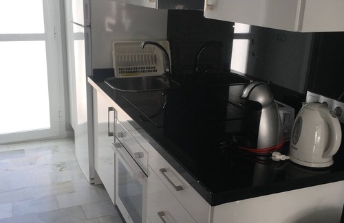 Urbanización Hacienda las Chapas Casa | Fantástico adosado de 2 habitaciones. Distancia a pie de TODO. NO SE NECESITA COCHE