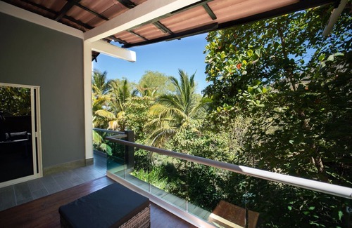 Yelapa Apartamento | Casa Cielo Rojo - Yelapa Treetop House with AC