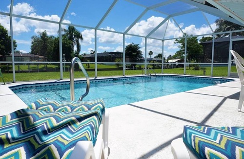 Yacht Club Casa | Casa Clara