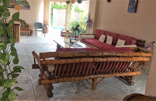 Playa la Madera Apartamento | Casa Claro de Luna "Una casa muy bonita ubicada en la playa de La Madera Zihuatanejo"