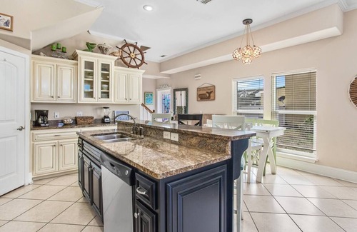 Bel Air Casa | Casa Cobia - Heated Pool! 4BR/4BA Sleeps 12!
