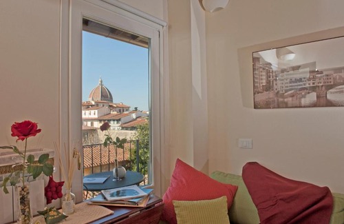 Sant' Ambrogio Apartamento | Casa colonna