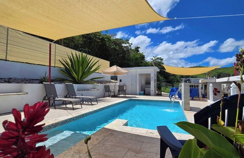 Hucares Casa | Casa Colora - Estancia privada - Piscina de agua salada