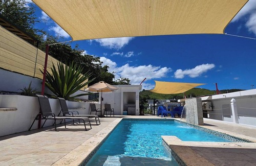 Hucares Casa | Casa Colora - Estancia privada - Piscina de agua salada