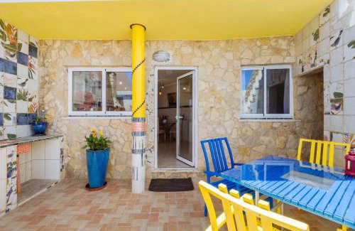 Vila do Bispo Apartamento | Casa Colorida