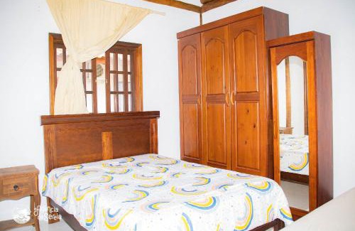 Portinho Casa | Casa com área externa e piscina na Feiticeira