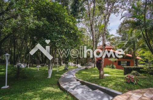 Ibiuna Casa | Casa com ampla área verde e piscina em Ibiúna