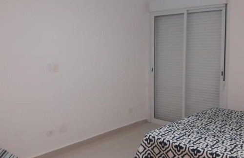 Jardim Virginia Casa | Casa com piscina a 150m da praia da Enseada