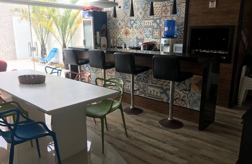 Tupy Casa | Casa com Piscina em Condomínio Fechado com Segurança 24h de Frente Para o mar