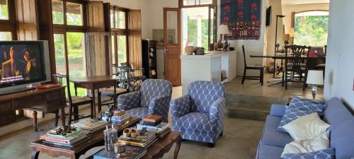 Itatinga Casa | Casa com praia na beira da represa