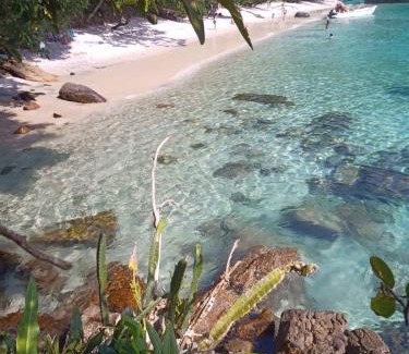 Vila da Petrobras Casa | Casa com Praia no quintal