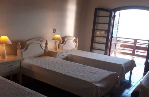 Itaquanduba Casa | Casa com vista privilegiada do mar em Ilhabela/SP