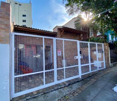 Vila Madalena Casa | Casa completa 3/4 com suite