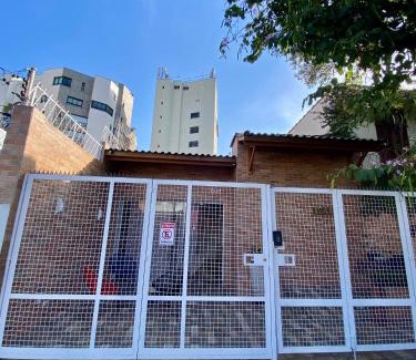 Vila Madalena Casa | Casa completa 3/4 com suite
