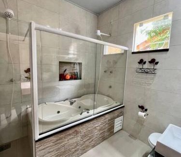 Mariscal Casa | Casa Completa Com Jacuzzi Entre Duas Praias