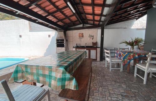 Folha Seca Casa | Casa completa com Piscina e Área de Churrasco