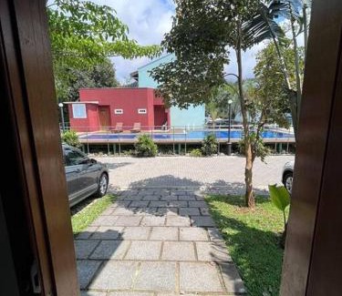 Praia do Pauba Casa | Casa completa cond. fechado em Paúba, S. Sebastião