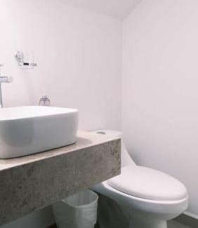 Mazatlán Apartamento | Casa con amplia terraza y vista a la alberca!