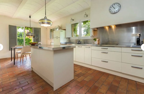 Llofriu Casa | Costa Brava Villa – Private Pool, Garden ideal for autumn gateways