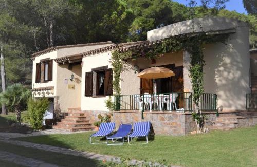 Torroella de Montgri Casa | Casa con Gran Jardín Privado y Piscina Comunitaria en Torroella de Montgrí - ES-323-44