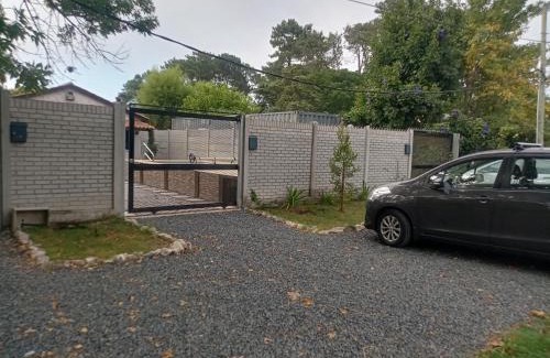 Parque del Plata Casa | Casa con piscina climatizada para 6 personas en Parque del plata